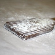 gnocchi-paddle-with-flour-thumbnail