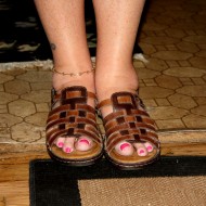 Feet with Painted Pink Toenails - Free High Resolution Photo Feet with Painted Pink Toenails - Free High Resolution Photo