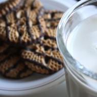 Milk and Cookies - Free High Resolution Photo Milk and Cookies - Free High Resolution Photo