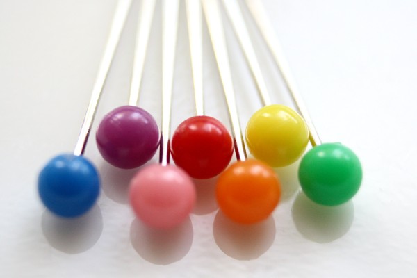 Rainbow Colored Sewing Straight Pins Macro - Free High Resolution Photo
