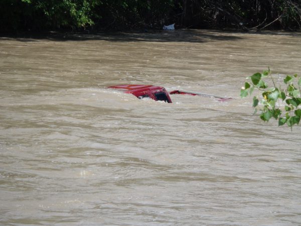 Truck Submerged in River - Free High Resolution Photo