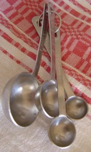 photo of kitchen measuring spoons