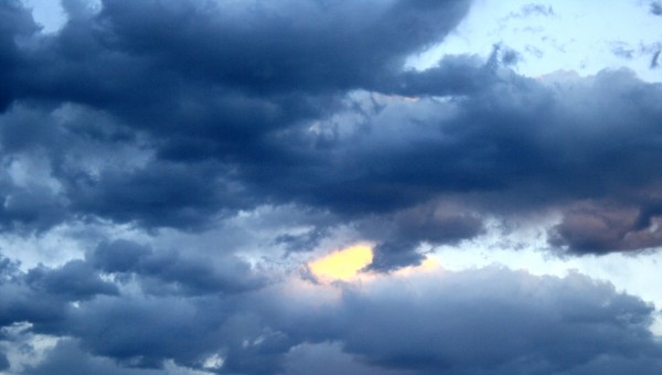 Free photograph of dark clouds in the sky