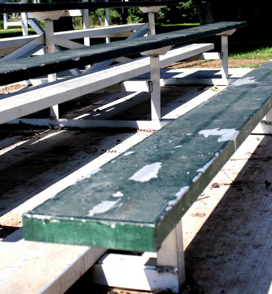 Free photo of empty bleachers at the park