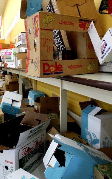 free high resolution photo of empty cardboard boxes