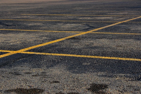 free high resolution photo of an empty parking lot