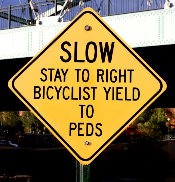 Slow bicyclist yield to peds sign - free high resolution photo