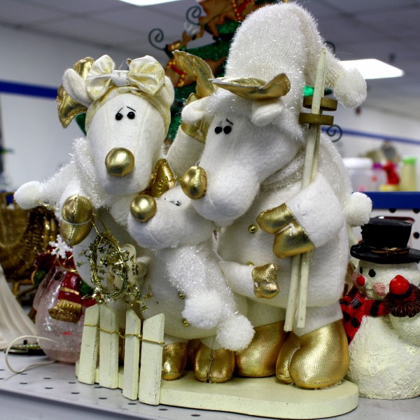 Three wise reindeer Christmas decoration - free high resolution photo