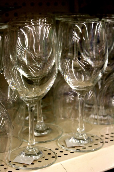 free high resolution photo of wine glasses on a store shelf