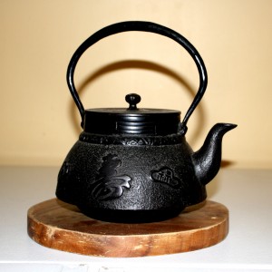 Japanese Tetsubin Cast Iron Teapot - Free High Resolution Photo