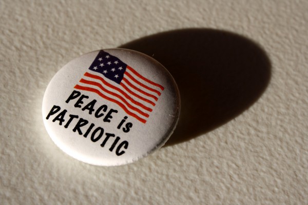peace is patriotic button - free high resolution photo