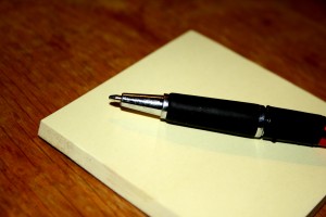 Pen and Post-it Notepad - Free High Resolution Photo