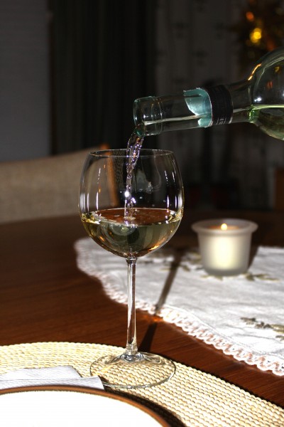 Pouring White Wine - free high resolution photo