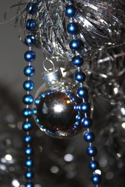 Silver Christmas Ornament - free high resolution photo