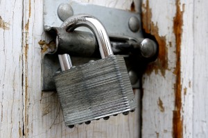 Padlock on Old Shed Door - Free High Resolution Photo