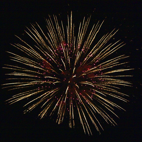 July 4 Fireworks Starburst - Free High Resolution Photo
