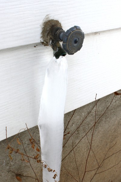 Ice on Outdoor Faucet - Free High Resolution Photo