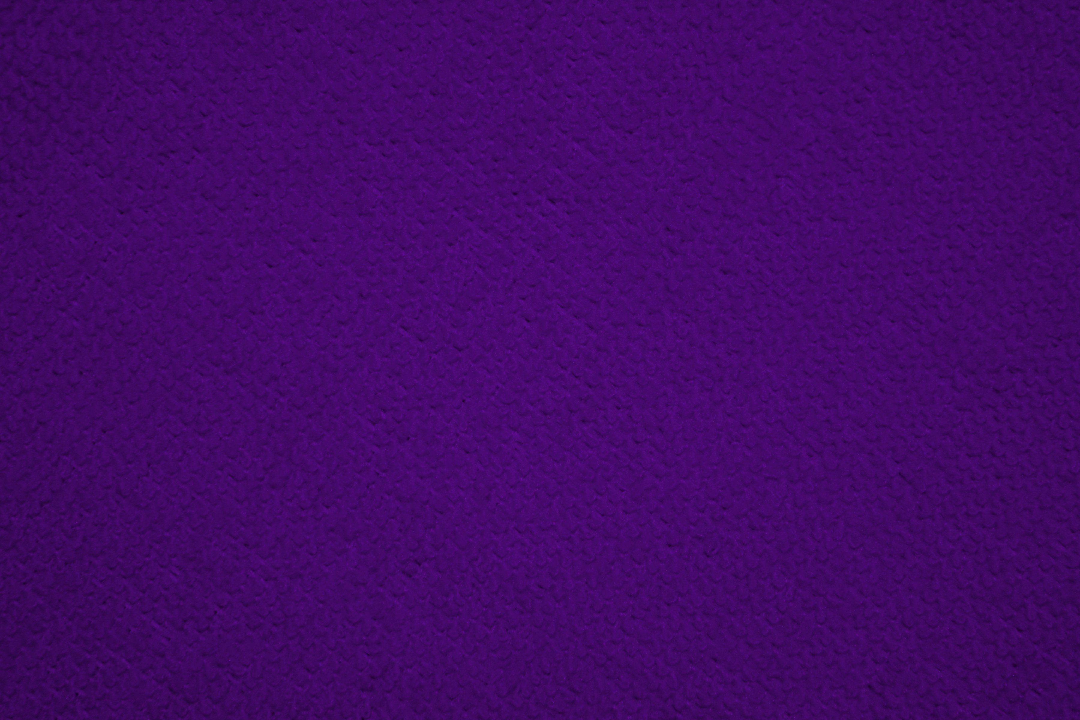 Cách tạo Plain dark purple background độc đáo trên máy tính, điện thoại