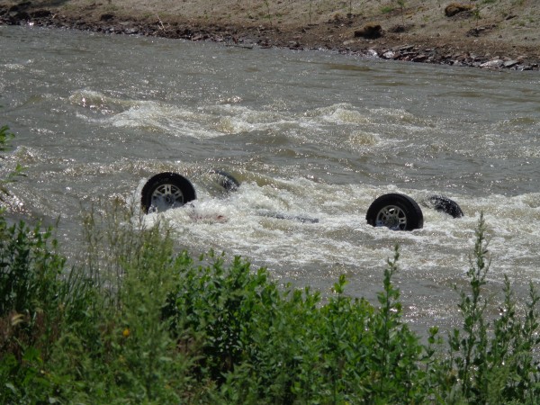 Car Upside Down Submerged in River - Free High Resolution Photo