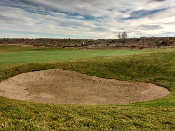 Golf Sand Trap and Putting Green - Free High Resolution Photo 